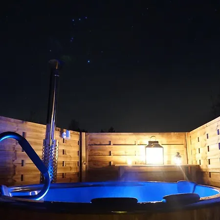 Fichtel Pod Mit Optionalem Hot Tub Campsite